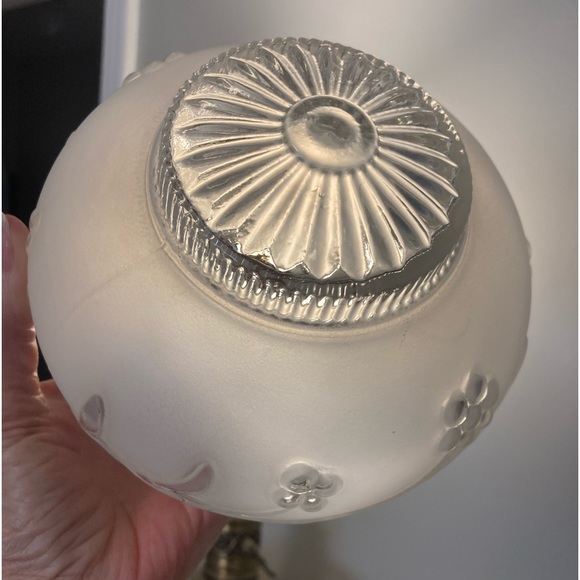 Light fixture. Clear/Frost glass. No chips, marks, etc - Picture 3 of 6